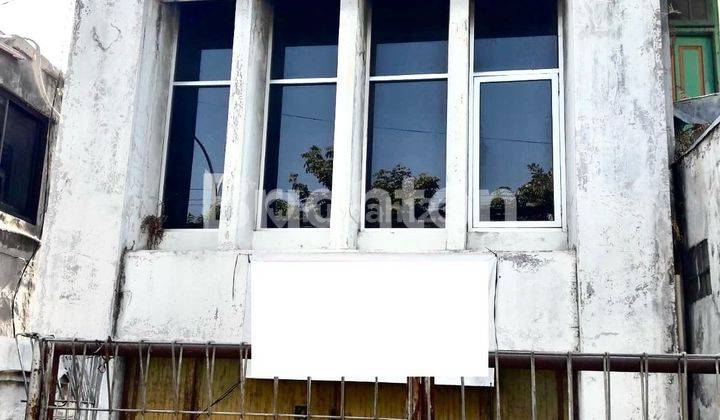 GEDUNG 3 LANTAI STRATEGIS DI PINGGIR JALAN BESAR MAGELANG 1