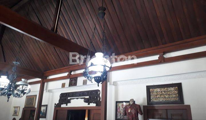 RUMAH TRADISIONAL KLASIK ETNIK JAWA DAN RUKO 4 BUAH DIPINGGIR JALAN LOKASI STRATEGIS HOOK DEKAT MALIOBORO DI PUSAT KOTA YOGYAKARTA 2