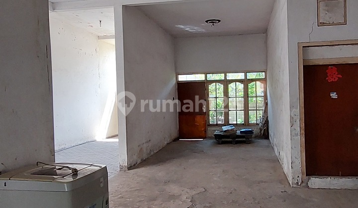 Karang Asem House Suitable For Home Industry Warehouse