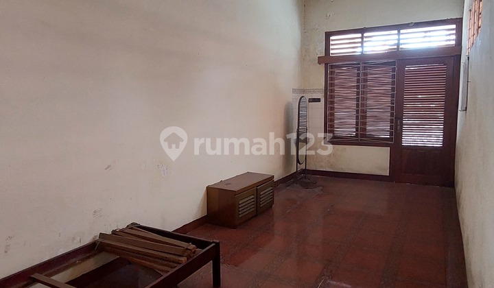 Rumah Tengah Kota Cocok Kantor 2