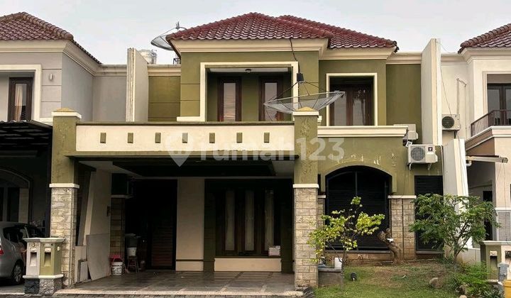 Minimalist House in North Sutorejo