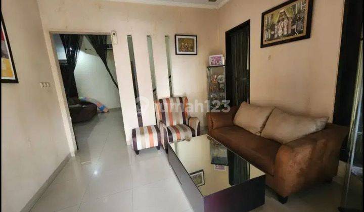 Di Jual Rumah 2 Lantai Siap Huni Strategis Bebas banjir nyaman di mediterania regency ratna bekasi bagus 2