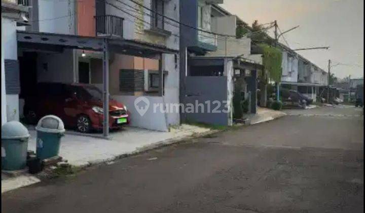 Dijual Rumah 2 lantai strategis diPerum Alia Residence Jatiwarna  2