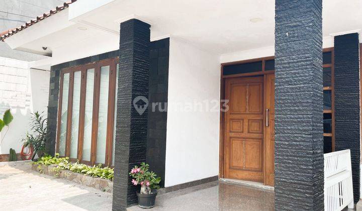 Dijual Rumah Siap Huni Strategis Cocok Untuk Usaha Di Jatimelati Bagus 2