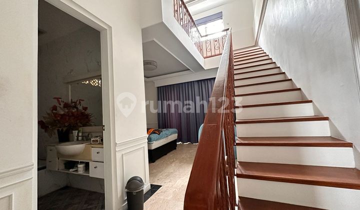 Rumah Mewah dan Besar Turun Harga Lokasi Dalam Komplek Kac. Marinir Ondok Kelapa Jakarta Timur