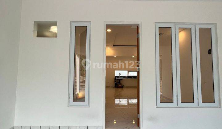 Di Jual Rumah Baru Modern 2 Lantai Strategis Ada Smart Door Lock Murah Di Petukangan Jakarta Selatan 2