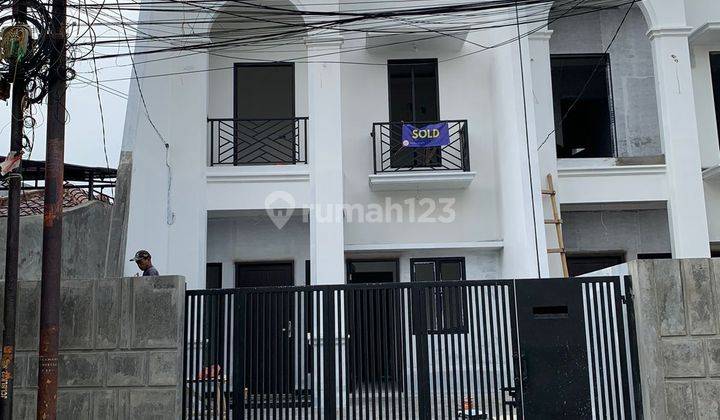 Di Jual Rumah Baru Strategis Siap Huni 2 Lantai Harga Terbaik Di Condet Jakarta Timur 1