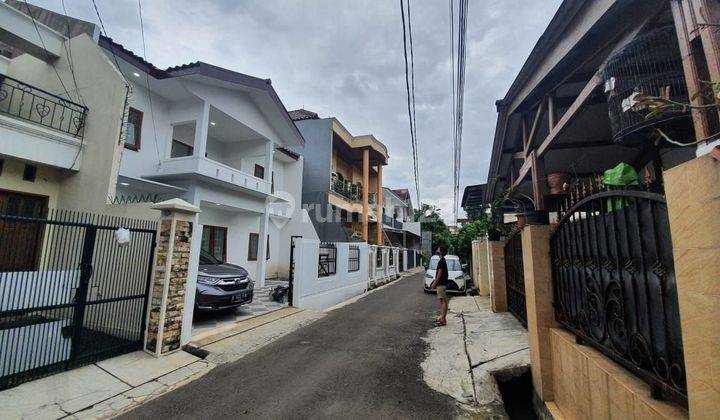 Di Jual Rumah Bagus Mewah 2 Lantai Strategis Siap Huni Full Renovasi Di Duren Sawit Jakarta Timur 2