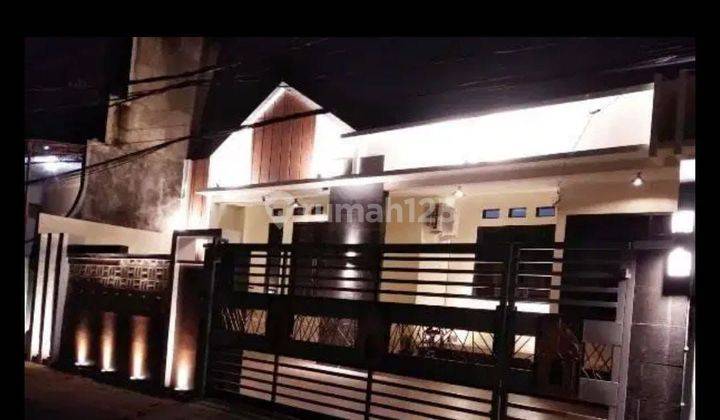 Di Jual Rumah Mewah Turun Harga Semi Furnish Ada Kolam Renang Strategis Di Pondok Kelapa Jakarta Timur 2