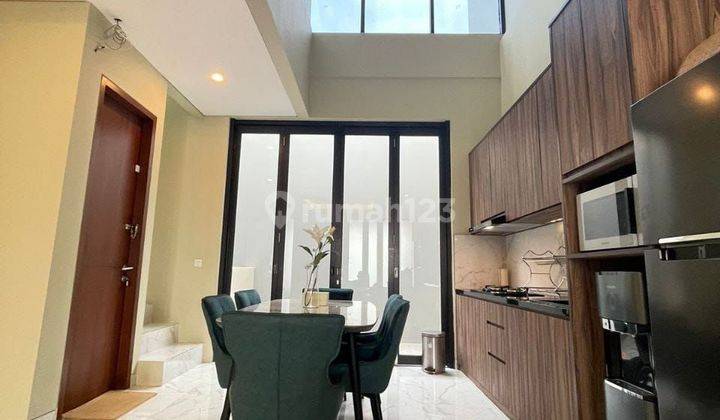 Di Jual Rumah Mewah Design Modern Turun Harga 4 Lantai Strategis Bebas Banjir Siap Huni Di Pulomas 2