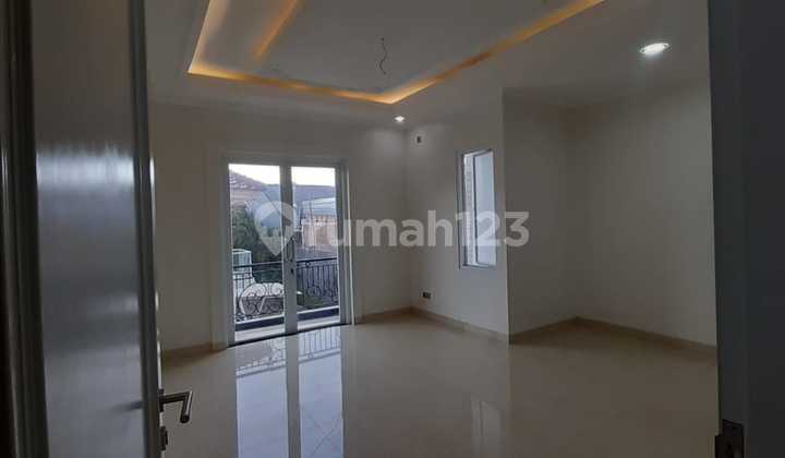 Di Jual Rumah Baru Bagus Modern Strategis 2 Lantai Siap Huni Di Jagakarsa 2