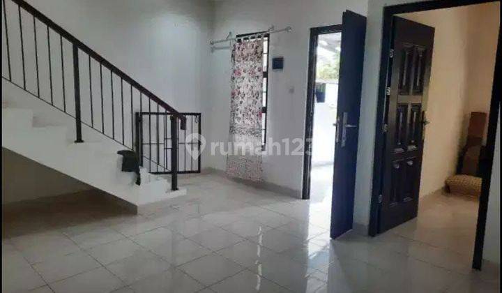 Dijual Rumah Bagus Siap Huni Strategis Bebas Banjir 2 Lantai Nyaman Harga Terbaik Murah Dijatiwarna 1