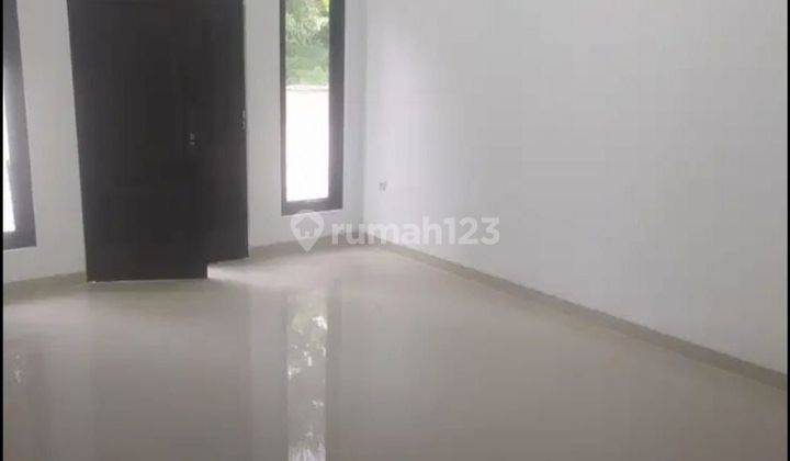 Dijual Rumah Baru Mewah 2 Lantai Bagus Strategis Bebas Banjir Di Pondok Kelapa Jakarta Timur 2