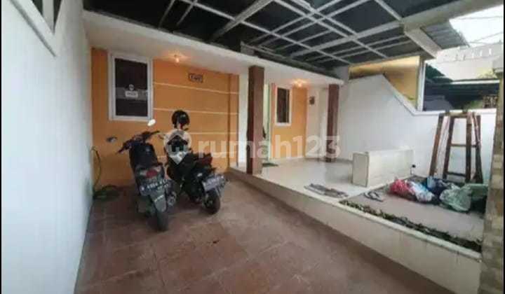 Rumah Strategis Di Jual Cikunir