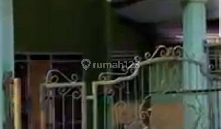 Rumah Hook hitung tanah di Pondok Tjandra 1