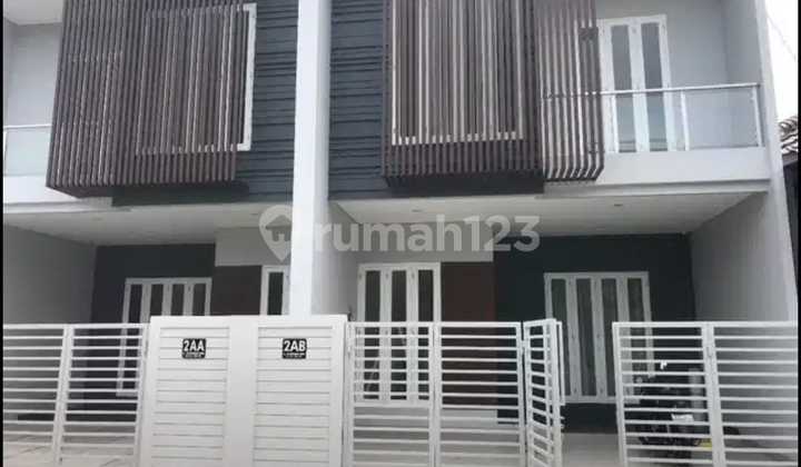 Rumah Cantik Di Jual Di Kawasan Elit Jatibening Rumah Cantik Di Jual Di Kawasan Elit Jatibening