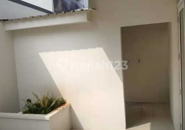 Rumah Di.jual Dalam.cluster Sakura Regency Rawalumbu Bekasi 2