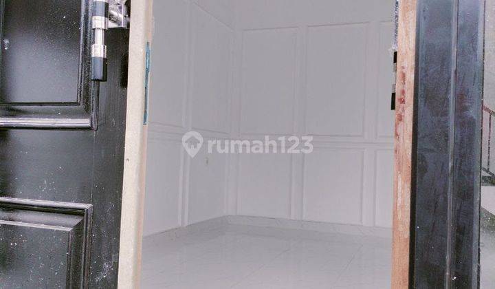 DiJual Rumah Baru Siap Huni Strategis 2 Lantai Bebas Banjir di Jatiwaringin 2