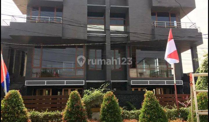 Di Jual Rumah Baru Mewah Bagus 3 Lantai Semi Furnished Strategis Murah Siap Huni di Pasar Minggu Pejaten 1