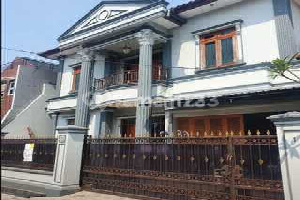 Di Jual Rumah Mewah 2 Lantai Strategis Siap Huni Murah di Rawamangun Jakarta Timur