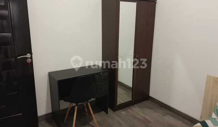 For Sale: Fully Furnished Boarding House with Great Location in Jatinegara Kaum 2