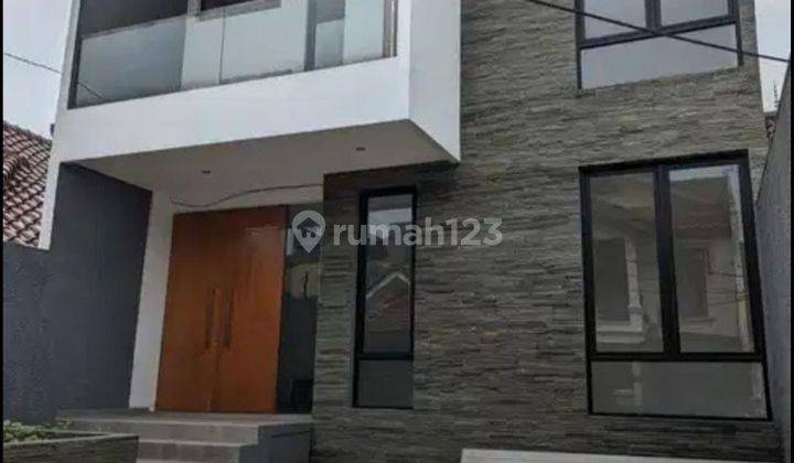 Dijual Disewa Rumah Premium Bagus Mewah 2 Lantai Strategis Siap Huni Bebas Banjir di Bintara Bekasi Barat 1