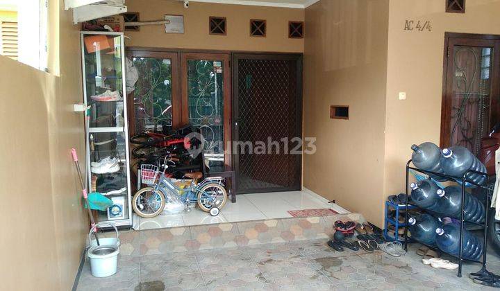 Di Jual Rumah Asri Pondok Kelapa 2