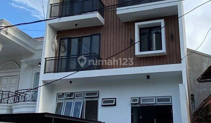 Rumah Cantik Modern Di Jual Cepat 1