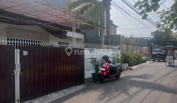 Di Jual Rumah Bagus Modern 2 Lantai Strategis Siap Huni Murah Di Duren Sawit Jakarta Timur 2