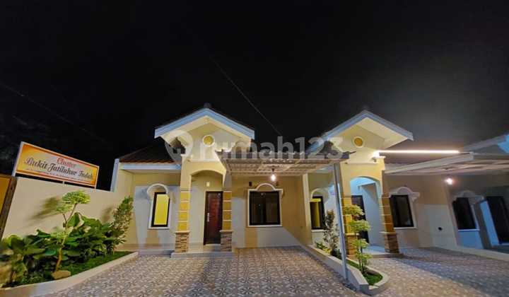 Rumah Dalam Cluster Model Exlusi Cantik Clasik 2
