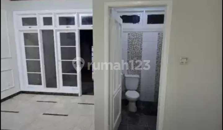Di Jual Rumah Mewah 2 Lt Duren Sawit Jakarta Timur 2