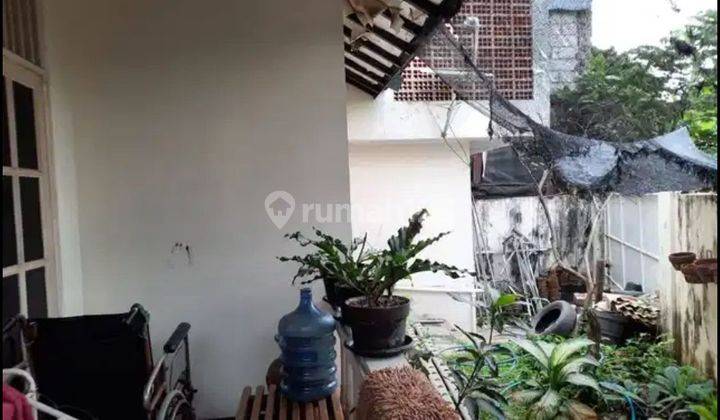 Dijual  Rumah dengan Tanah Yang Luas di Pancoran Jakarta Selatan 2