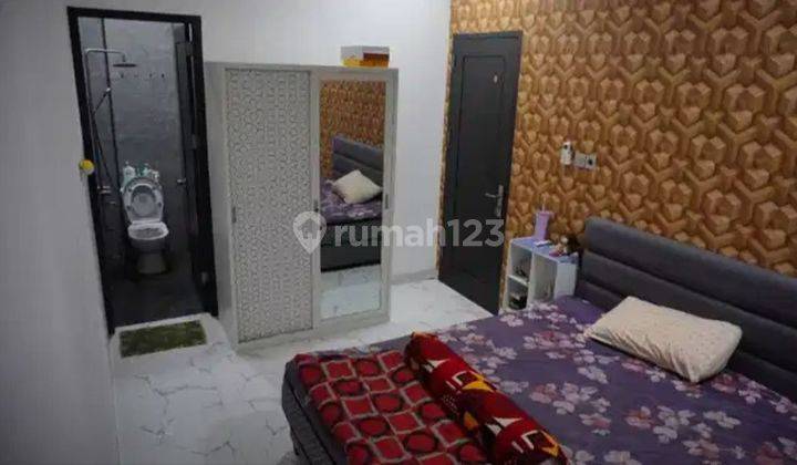 Dijual Rumah Cantik Dan Rapih Semi Furnished Di Jatiwaringin 2