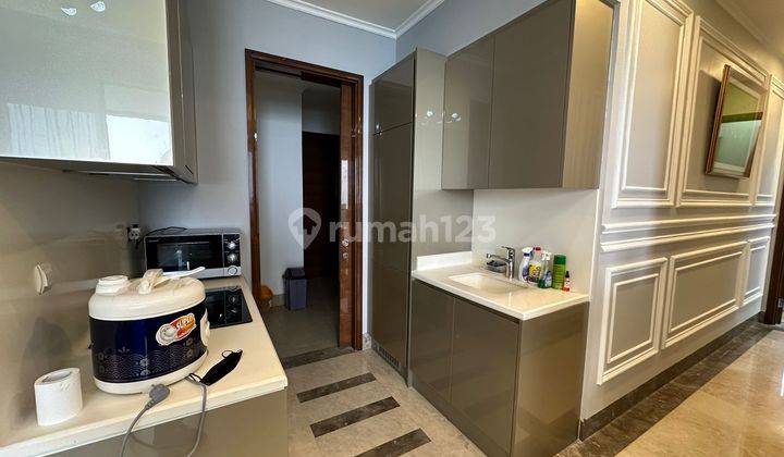 District 8 Senopati Private Lift Good Furnished 2