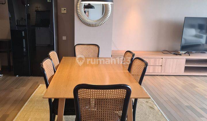 Apartemen Kuningan Verde 3 BR Furnished Bagus 2