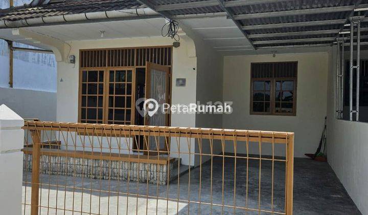 Disewakan Rumah Komplek Deli Graha 2