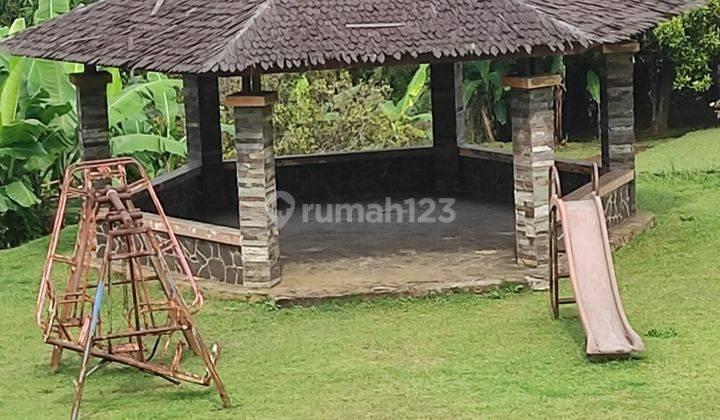 Villa Dan Tanah Lokasi Strategis Akses Mudah di Megamendung, Bogor 2