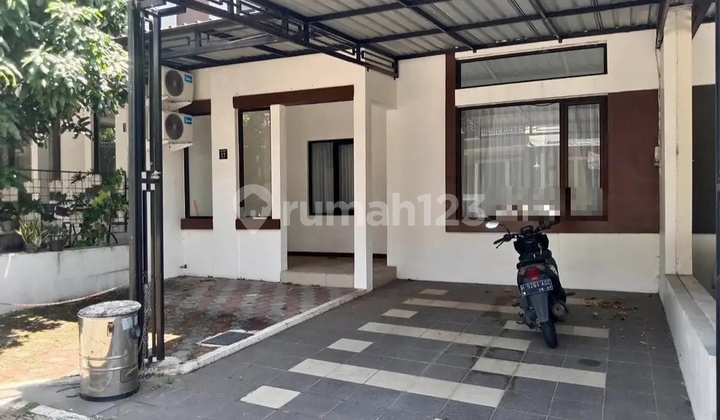 For Rent Comfortable Residential House Near Tingkir Terminal 1