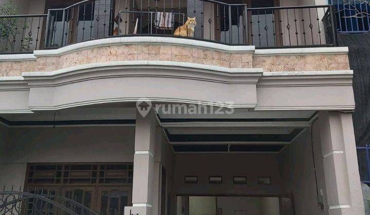 Dijual Rumah Siap Huni 2 Lantai Ada View 1