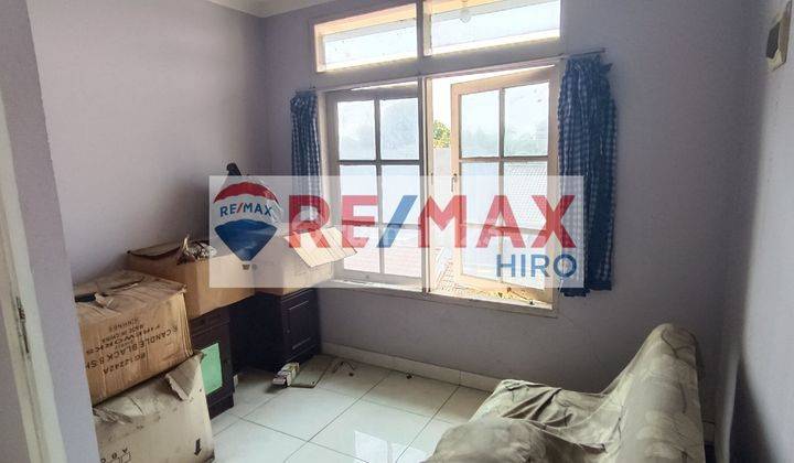 Dijual Rumah 3 Lantai Bebas Banjir, Siap Huni, Semi Furnished, Pekayon, Bekasi Rumah Bagus di Pekayon SHM - Sertifikat Hak Milik 2