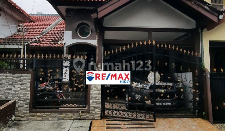 Dijual Rumah Siap Huni 2 Lantai Bebas Banjir, Di Villa Galaxy