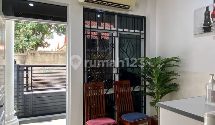 Dijual Cepat Rumah Kantor Pinggir Jalan di Jagakarsa Jakarta Selatan