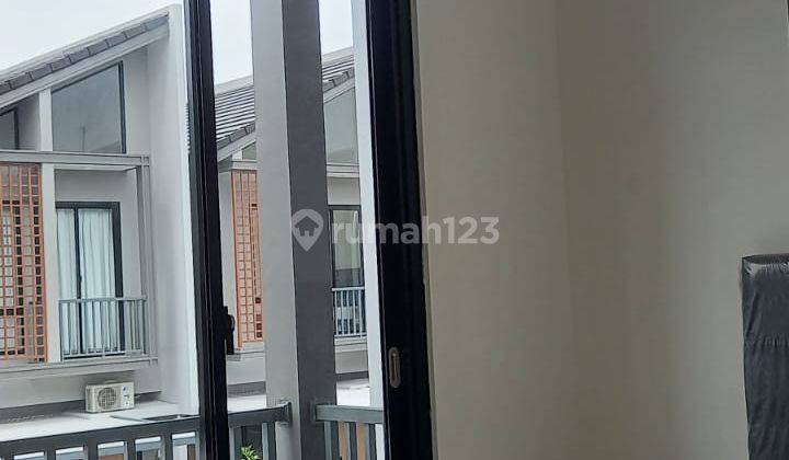 Rumah Full Furnished Tinggal Bawa Koper Legenda Wisata Cibubur Bangunan Baru 1 Tahun  2