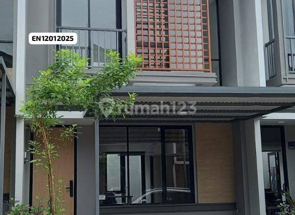 Rumah Full Furnished Tinggal Bawa Koper Legenda Wisata Cibubur Bangunan Baru 1 Tahun  1