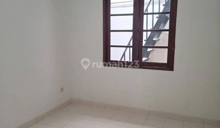 Jual Rumah Minimalis Rapi di Kota Wisata Cibubur  2