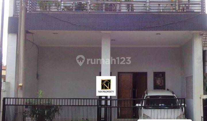 Rumah Interior Modern Semi Furnished 2 Lantai Dalam Cluster Bukit Golf Cibubur 1