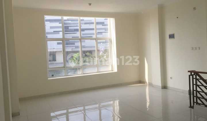 For sale: Shop House in Metland Transyogi, Cileungsi, Bogor For sale: Shop House in Metland Transyogi, Cileungsi, Bogor