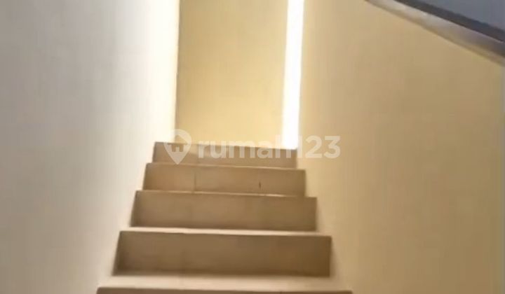 Ready-to-Occupy House Mahogany Residence Cibubur 2