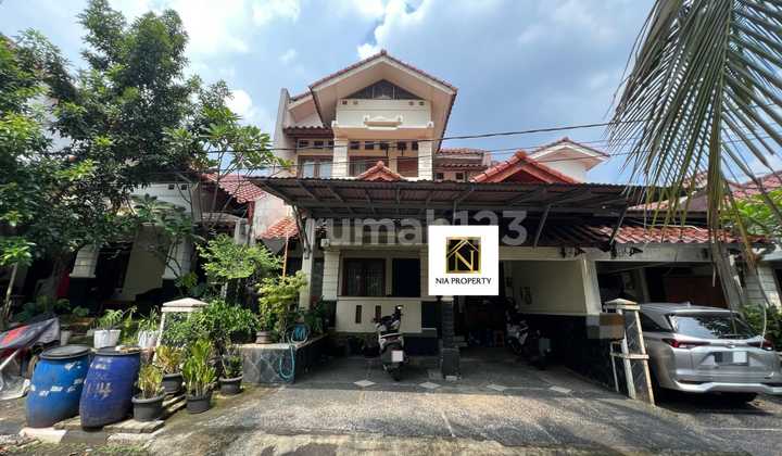 Dijual Cepat Rumah Asri di Pesona Khayangan Depok Dijual Cepat Rumah Asri di Pesona Khayangan Depok