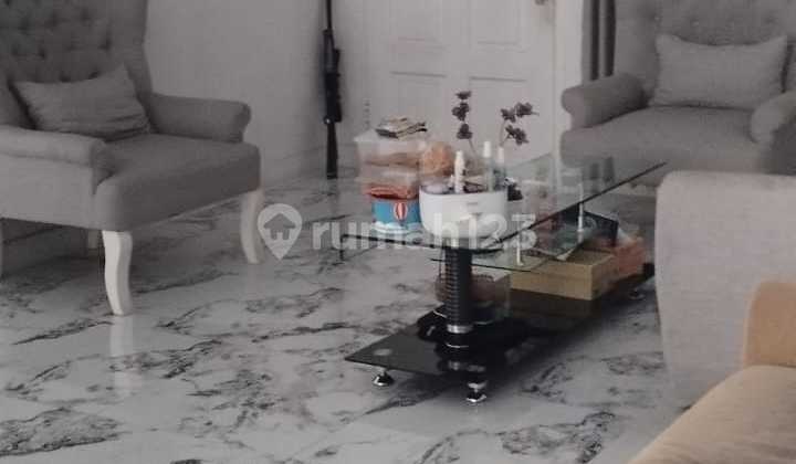 Rumah Cantik Interior Lb230 Legenda Wisata Cibubur 2